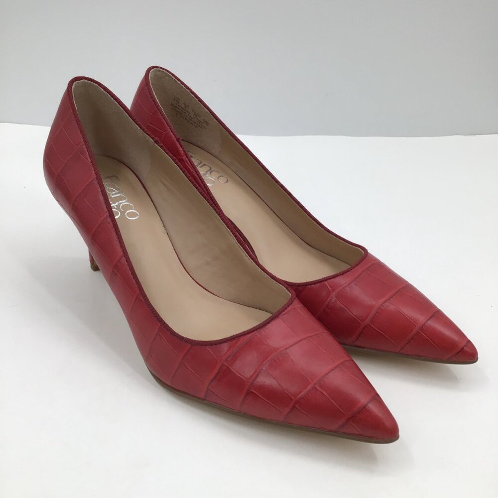 Women's 8M Franco Sarto Tudor 2 Red Leather Pumps 2.5" Heels Croc Pointy Toe - Picture 7 of 14